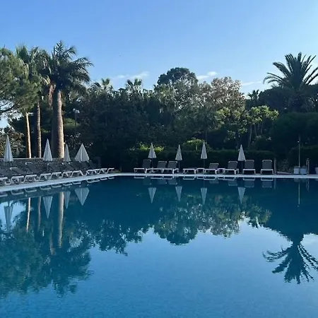 Sea View, Pool, Tennis, Ac - Near Cannes *
